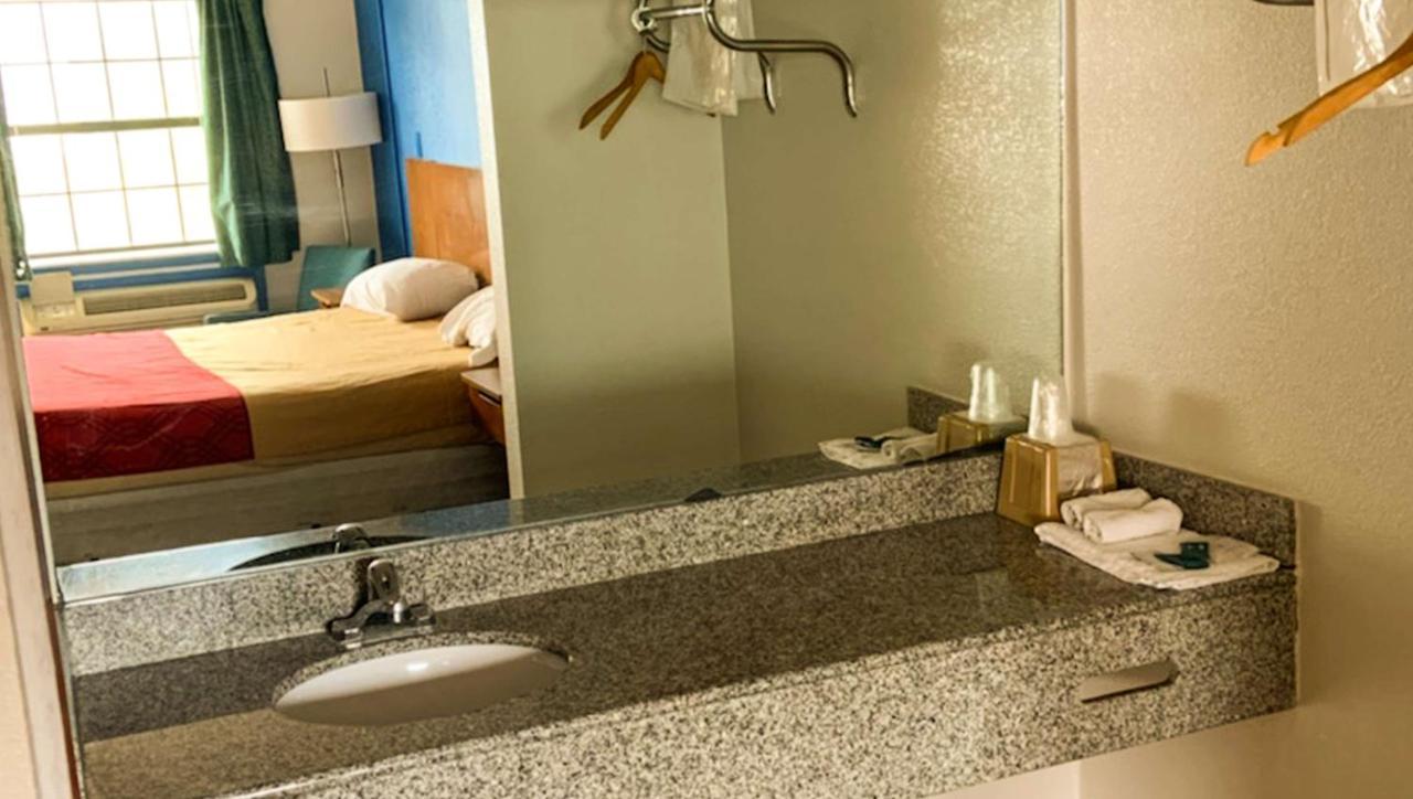 Luxury Inn Forrest City Dış mekan fotoğraf