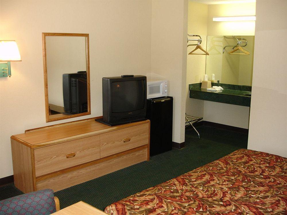 Luxury Inn Forrest City Oda fotoğraf