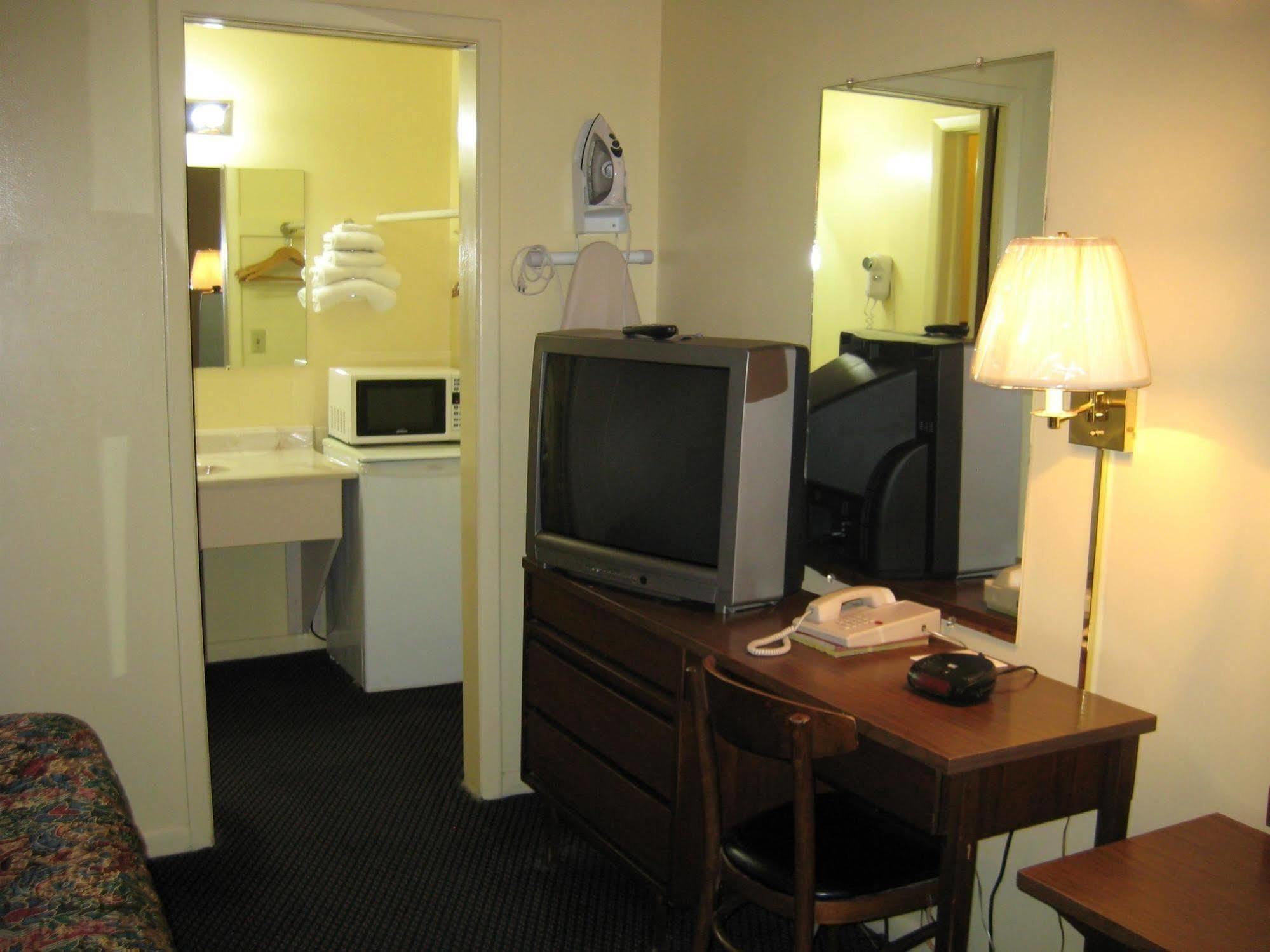 Luxury Inn Forrest City Dış mekan fotoğraf